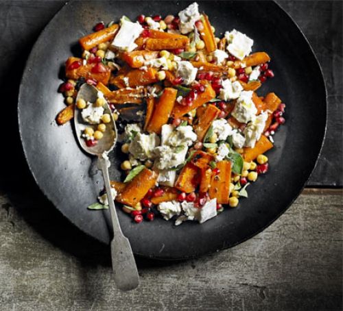 roasted-carrots-goats-cheese-and-pomegranate-recipe