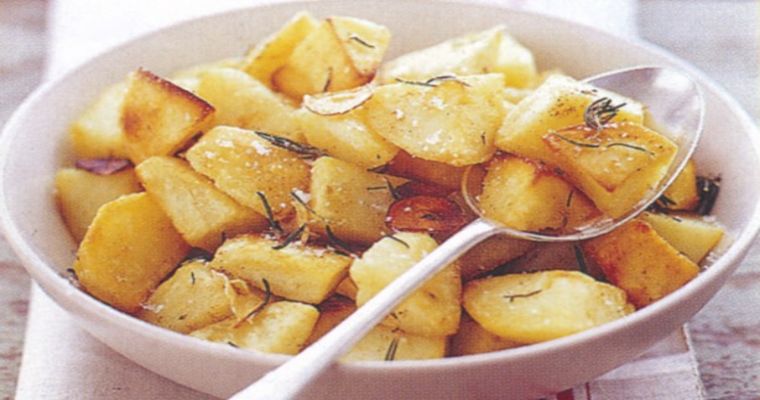 rosemary-garlic-roast-potatoes-recipe