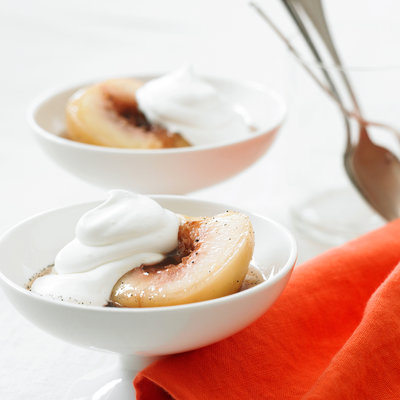 vanilla-riesling-poached-peaches-recipe